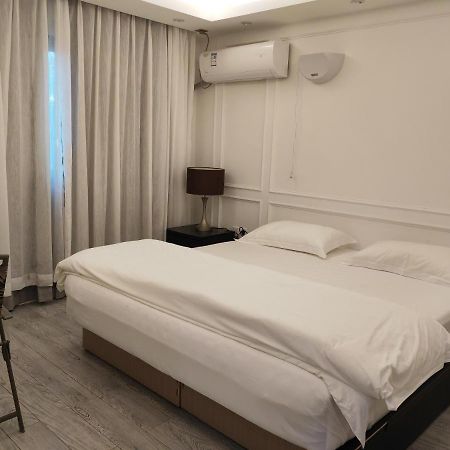 Lata Hotel 누쿠알로파 외부 사진