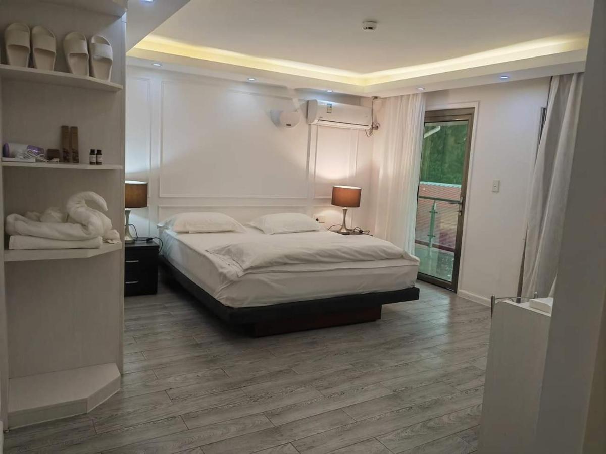 Lata Hotel 누쿠알로파 외부 사진