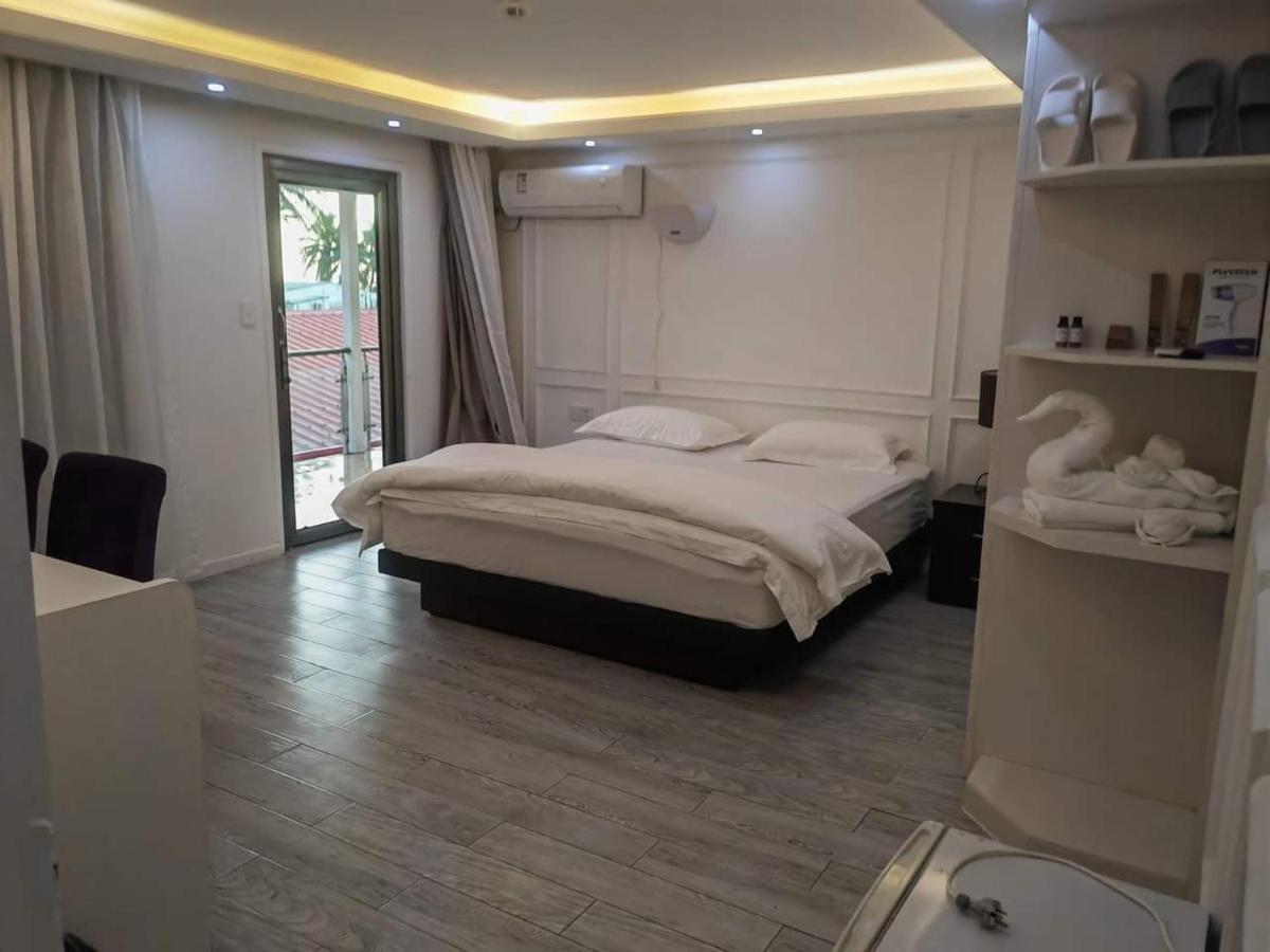 Lata Hotel 누쿠알로파 외부 사진